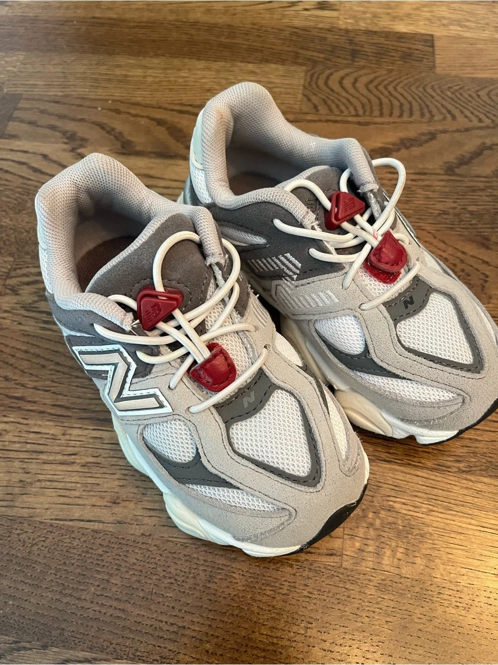 New Balance Kids 9060 Lace-Toggle Sneakers in the Color Raincloud w/ Castlerock